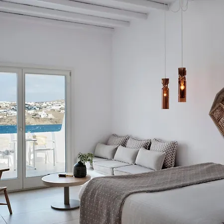 Mykonos No5 Luxury & 4* Mykonos Town